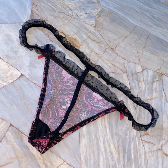 VS Very Sexy Medium Thong Panty V-String Vintage Lace - Picture 6 of 6